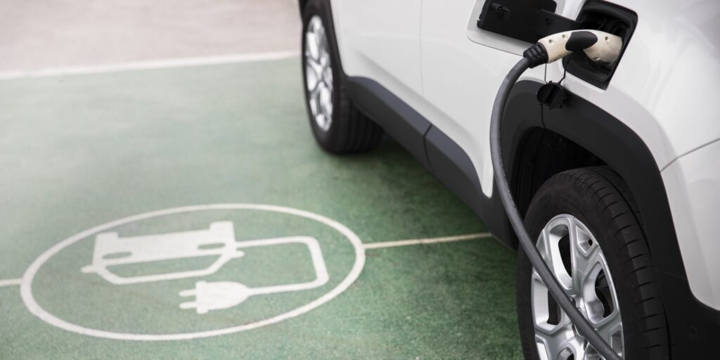 Êtes-vous prêt à plonger dans l'aventure électrique avec Time2plug ?